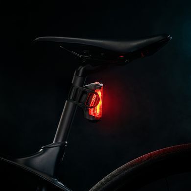 LEZYNE RADAR REACT SYSTEM Комплект світла з радаром та індикатором наближення автомобіля LEZYNE RADAR REACT SYSTEM Чорний матовий 1000/250 люменів Y19