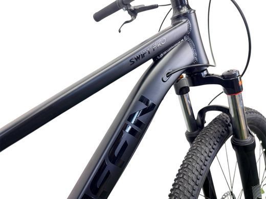 Велосипед 27'5" Griffin Swift PRO рама 15" (S) черный